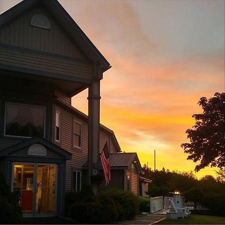 Granite Town Hotel Saint George Buitenkant foto