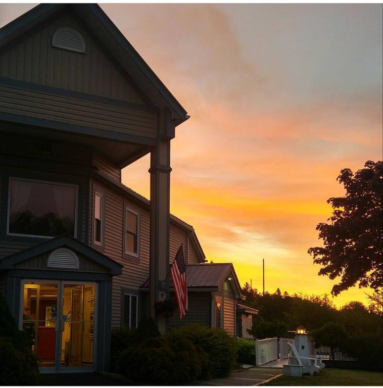 Granite Town Hotel Saint George Buitenkant foto